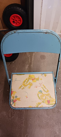 Vintage Kids Pooh Bear Chair