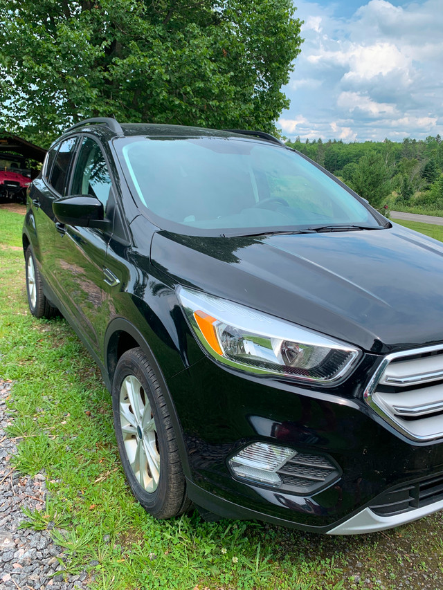 2018 Gord EscapeSE 4WD in Cars & Trucks in North Bay