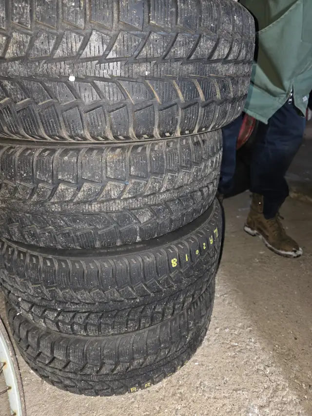 Uniroyal Winter Snow Tires -  Good Quality 205/60R16 in Tires & Rims in Leamington - Image 3