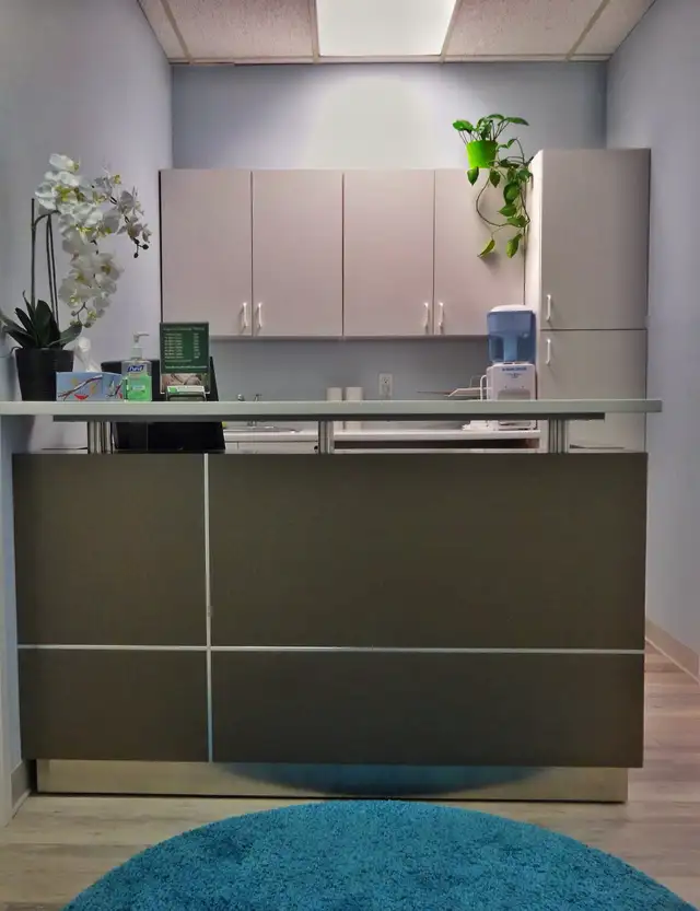Treatment Room for Rent Downtown Toronto! in Commercial & Office Space for Rent in City of Toronto - Image 2