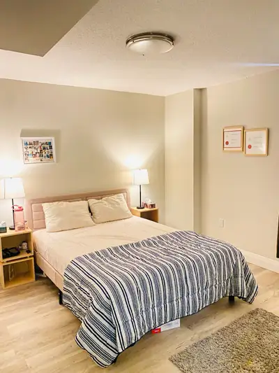 room for rent in 3bhk apartment