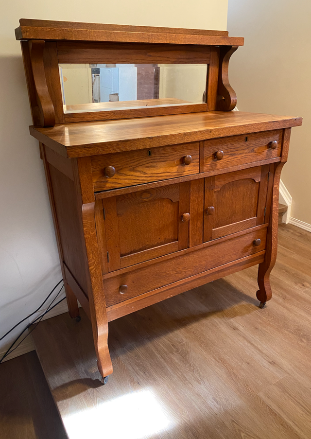 Antique Tiger Oak Buffet with Mirror in Hutches & Display Cabinets in Lethbridge - Image 2