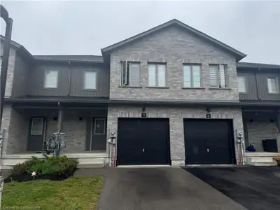 3 Beds, 4 Baths Townhouse for Rent