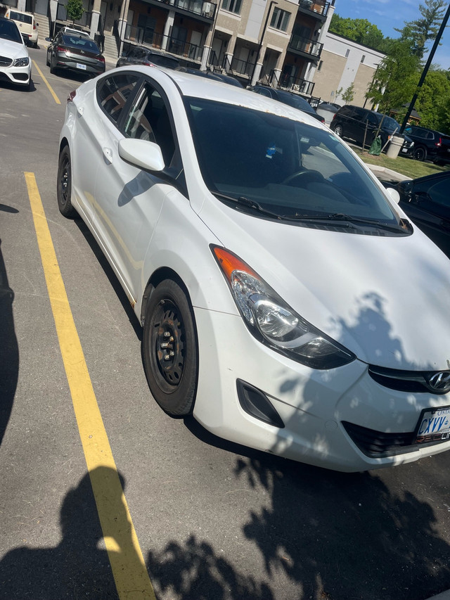 huyandai Elantra  in Cars & Trucks in Guelph - Image 2
