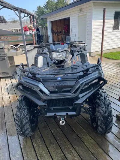 2019 Polaris Sportsman 850 SP ho for sale. Only 150 hrs and 1950 kms on unit. Super nice shape. Oil...