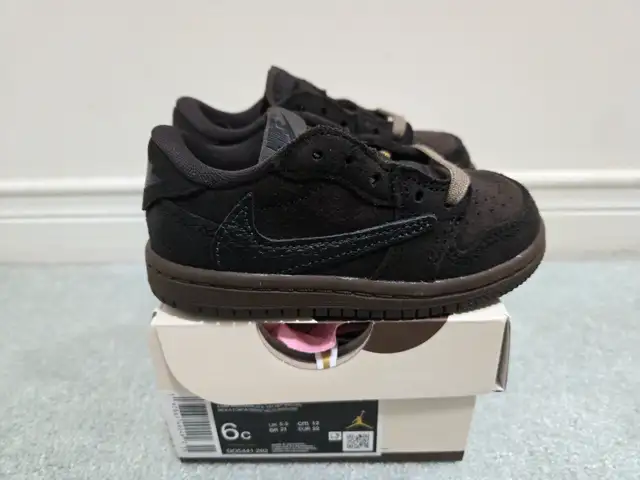 Size 6C (TD) - Nike Air Jordan 1 Low Travis Scott Mocha in Kids & Youth in Markham / York Region - Image 4