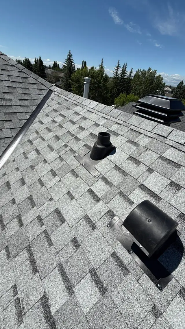Professional Roofing Services – Free Estimates! in Roofing in Calgary - Image 9