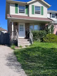 4 bedrooms house near University of Guelph