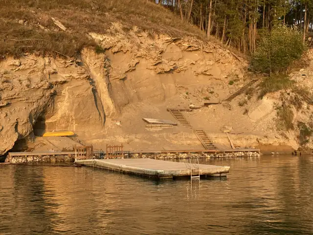 House for Sale - Koocanusa Lake, East Kootenay, B.C. in Houses for Sale in Cranbrook - Image 29