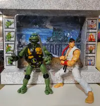 Leonardo vs. Ryu action figure toys!
