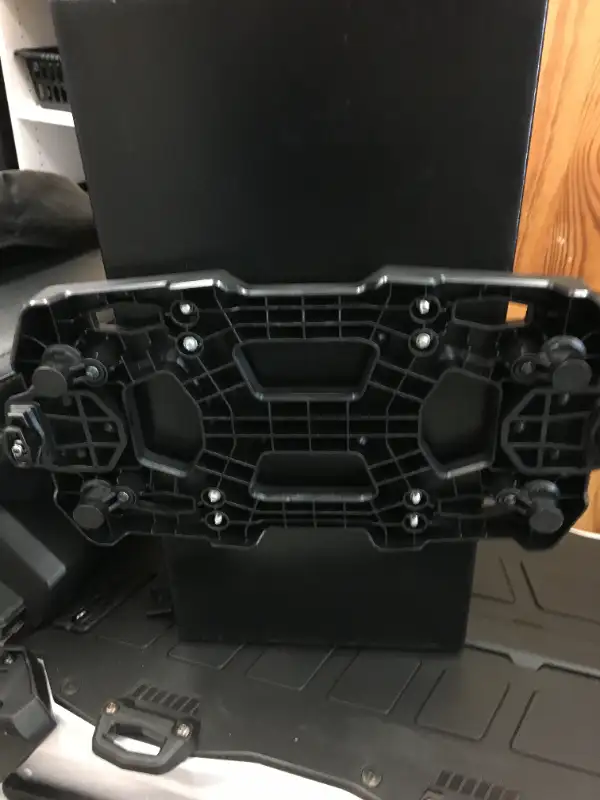 Coffre en acier sur plaque  LINQ skidoo pour GEN 4, 16 pouces in Other in Rimouski / Bas-St-Laurent - Image 2