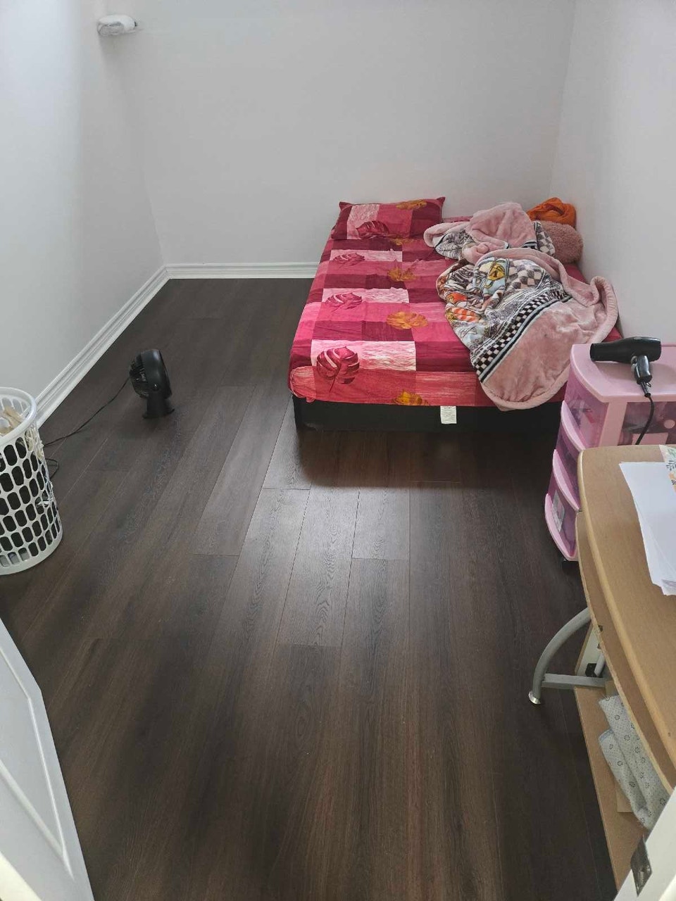 room for rent 5