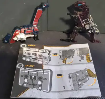 Transformers Bumblebee Studio Series Cassette Combiners, View more