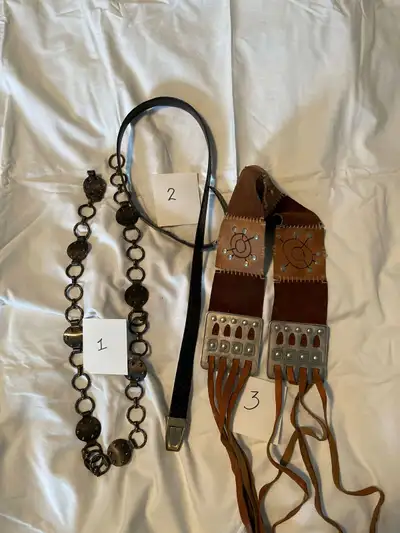 3.  CEINTURES. (. Cuir ,  métal..) 10$ chacune, View more