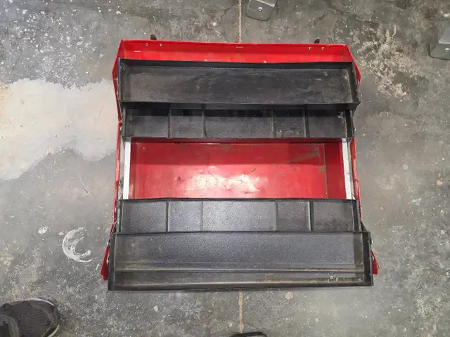 Madtercraft hip roof toolbox549769184197355522