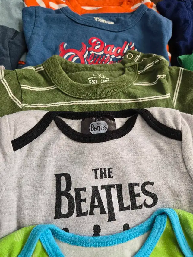 Baby Clothes - baby onesies 12-24 months (14 items)63234500252801123