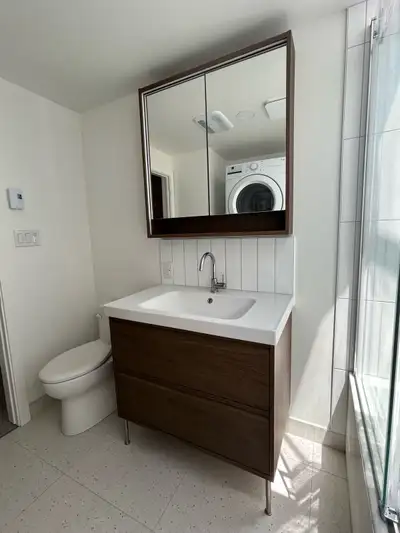 À louer – 5 ½ rénové à Ahuntsic – 2e étage de duplex
