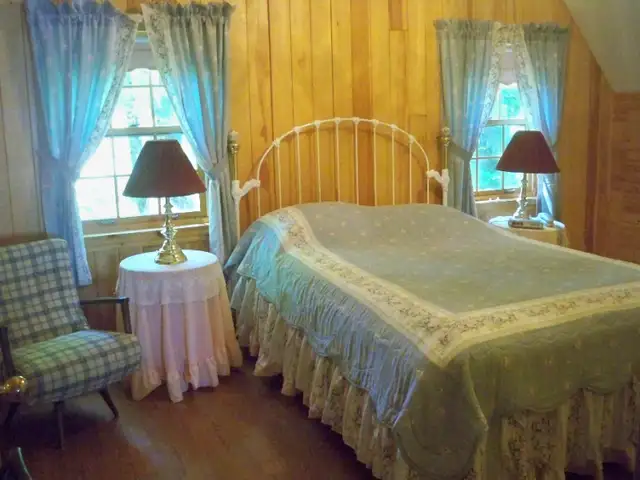 Chalet Style Cottage on 1st Eel River Lake in New Brunswick in Canada - Image 11