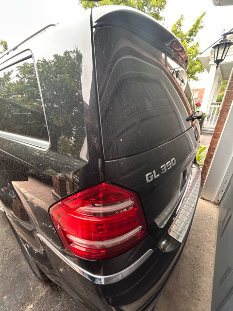 2011 Mercedes-Benz GL350 4MATIC BlueTEC – $9 000?| OBO As is in Cars & Trucks in Ottawa - Image 4