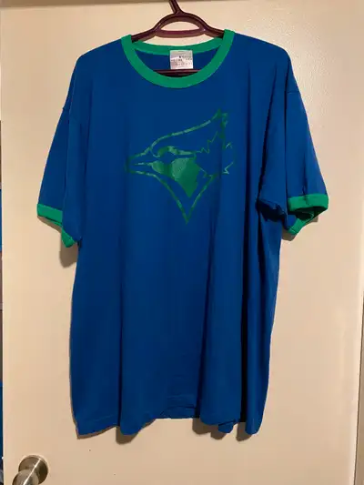 MLB Toronto Blue Jays t-Shirt brand new with tags ! Awesome Jays shirt in blue with green logo and c...