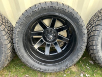 24” Fuel Maverick Dually Wheels & 35” Tires