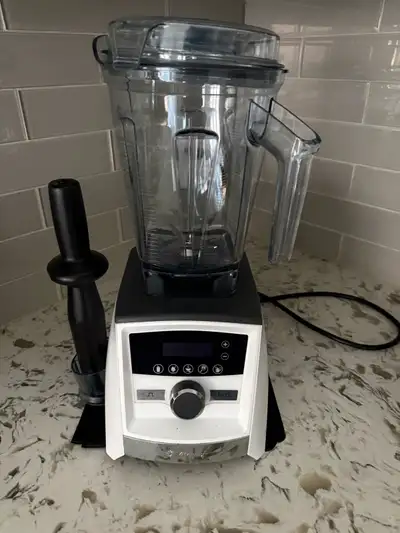 Vitamix Ascent 3500 with warranty, View more