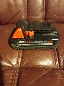 Milwaukee M18 2.0 Battery in Power Tools in Chatham-Kent - Image 2