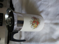 Vintage corelle coffee percolator pot