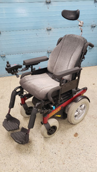quadriporteur fauteuil roulant electrique
