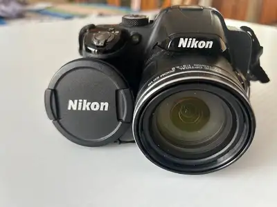 NIKON COOLPIX P520, View more