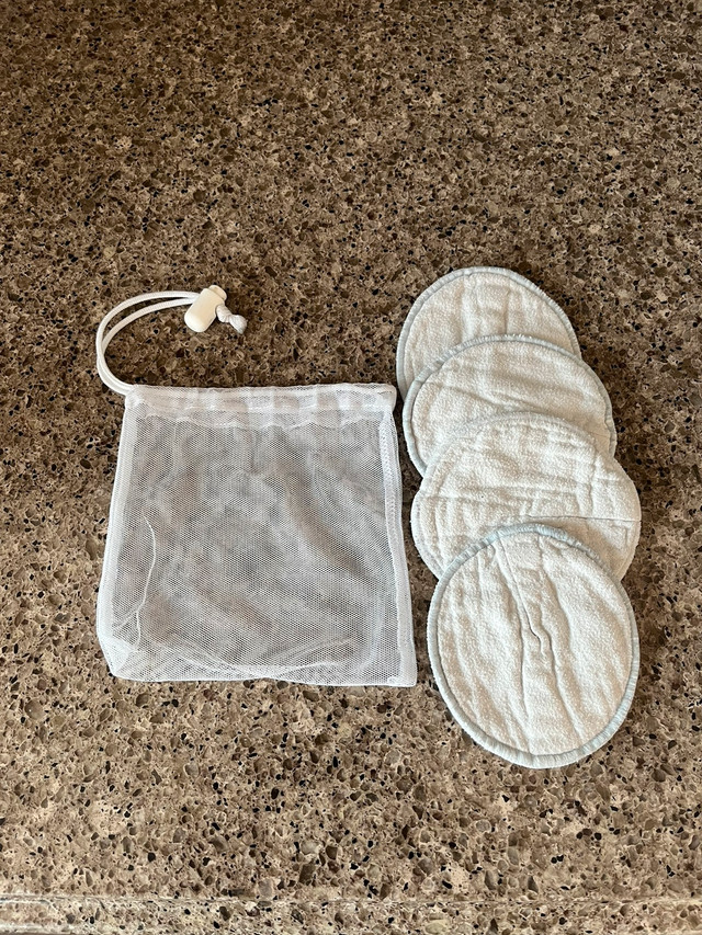 Medela Washable Nursing Pads in Feeding & High Chairs in Calgary