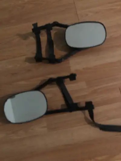 2 sets of towing mirrors $20 each obo