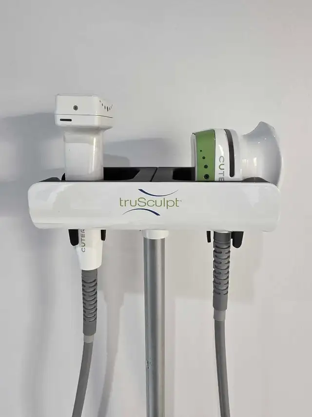 Cutera Laser Machine RF TruSculpt 3D System with 2 Handpieces $9 in Health & Special Needs in City of Toronto - Image 5