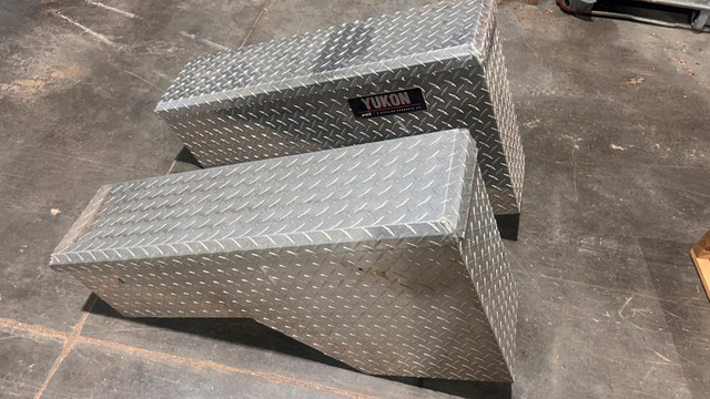 Yukon Truck fender boxes in Other Parts & Accessories in Stratford