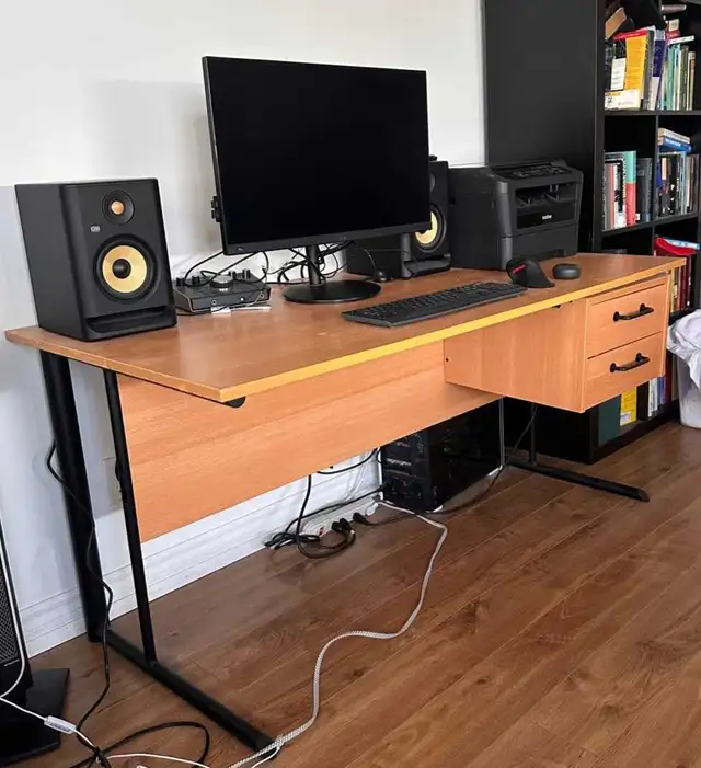 Wooden Computer Desk with Two Drawers in Desks in City of Toronto - Image 4