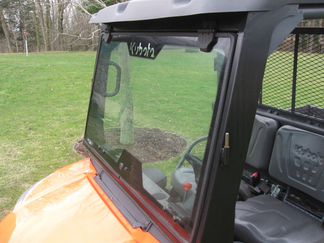 OEM Windshield for Kubota x900 RTV - Kubota part # VC5023 in ATV Parts, Trailers & Accessories in Norfolk County - Image 2