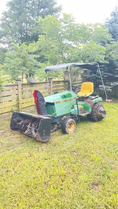 Kawasaki FD590V gasoline 2-cylinder liquid-cooled vertical-shaft John Deere 285 Engine 18HP Kawasaki...