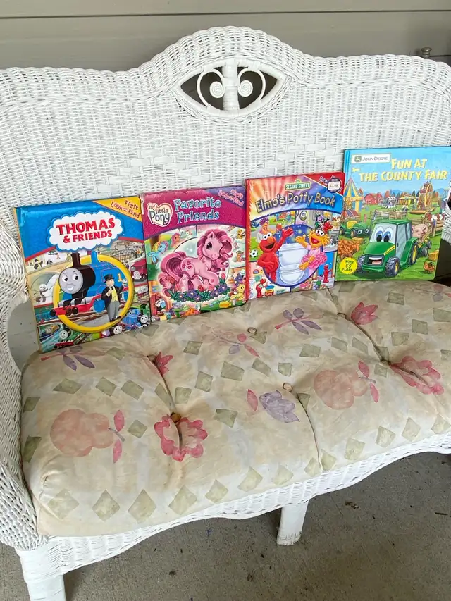 Children's Books in Children & Young Adult in Trenton - Image 6
