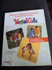 Livre YogaKids favorise le développement de l'enfant par le yoga