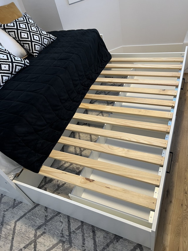 IKEA Brimnes daybed/trundle with storage (no mattress) Beds