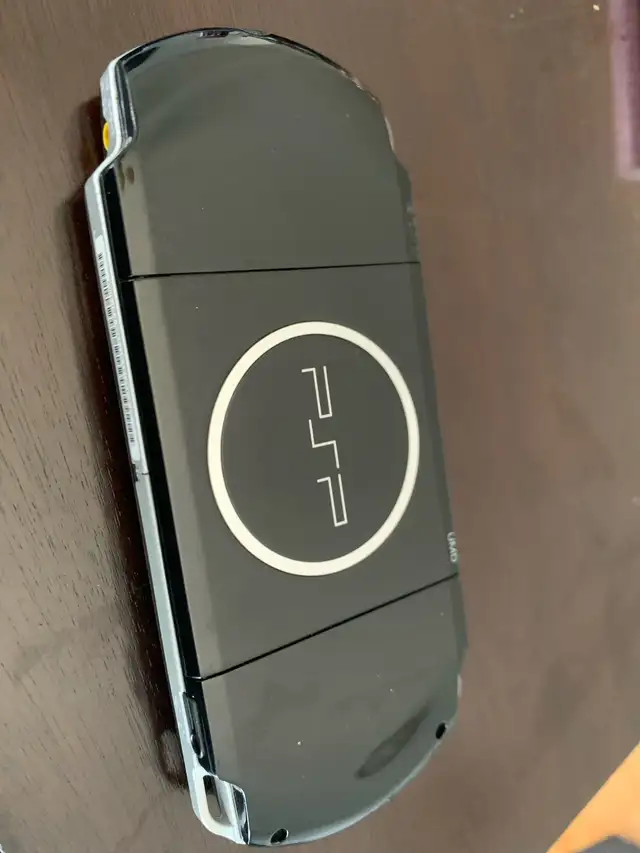 PSP Console in Sony PSP & Vita in Mississauga / Peel Region - Image 3