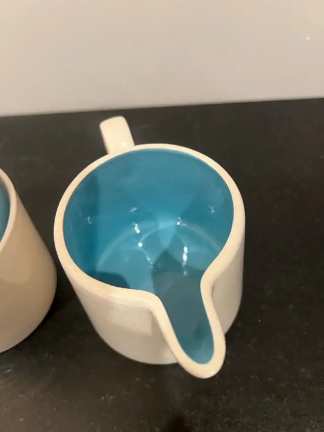MCM Cream and Sugar Set in Kitchen & Dining Wares in Mississauga / Peel Region - Image 3