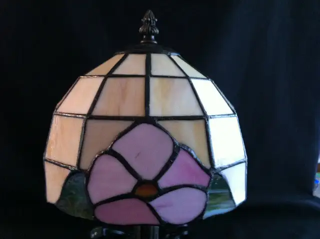 VINTAGE TABLE LAMP in Indoor Lighting & Fans in Barrie - Image 5