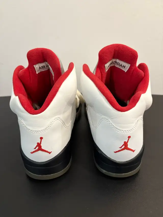 Air Jordan 5 Retro in Men's Shoes in City of Toronto - Image 6