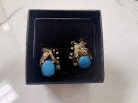 10K Yellow Gold, Blue Stone and Cz Earrings 