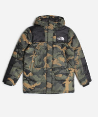 North Face size M Down Jacket in Camo