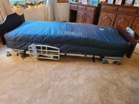 Hospital bed with air mattress