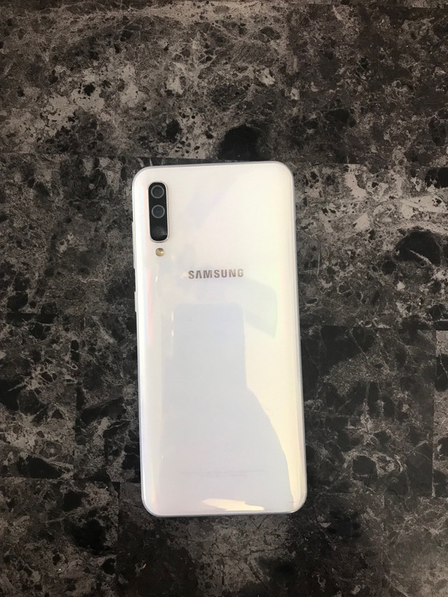 Samsung Galaxy A50  in Cell Phones in Renfrew - Image 3