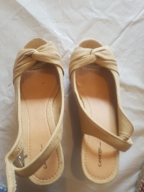 Sandal for female in Other in Kitchener / Waterloo