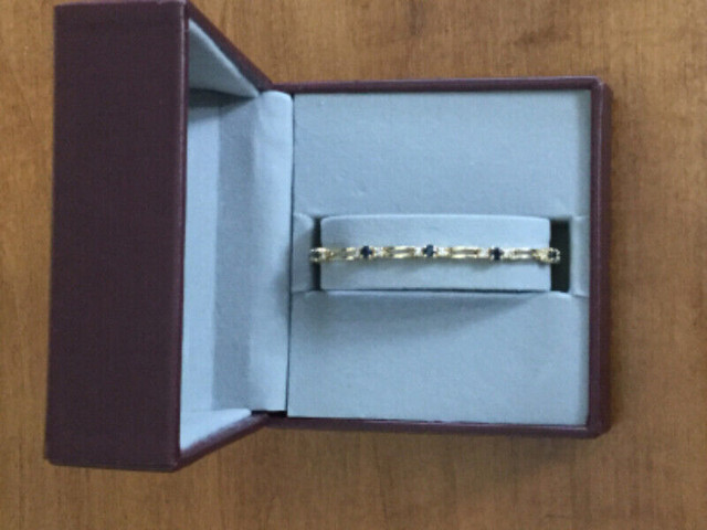 Diamond Bracelet, ladies. Diamond and sapphires. 14K gold. in Jewellery & Watches in Windsor Region